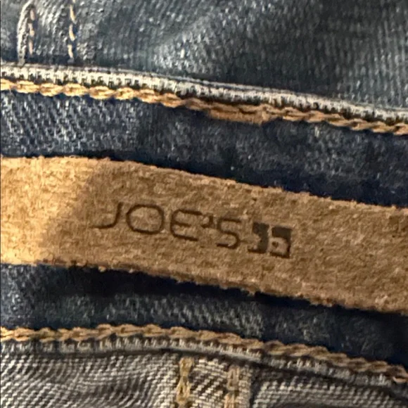 Joe’s Jeans The Iconic mid rise skinny ankle jeans with tulip fringe hem - Picture 10 of 13